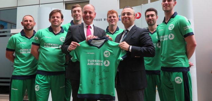 Warren Deutrom, CEO of Cricket Ireland, and Hasan Mutlu, Turkish Airlines, with members of the Irish cricket team