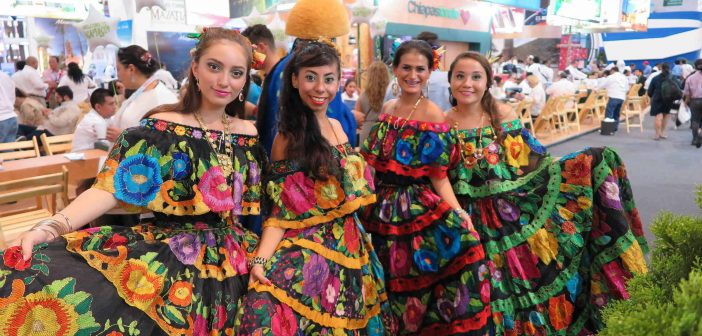 Dancers at Tianguis Touristico, Acapulco, March 27-30