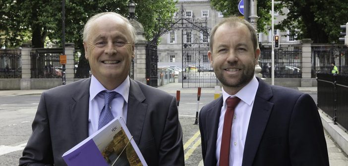 Irish Tourist Industry Confederation Chairman Maurice Pratt and Chief Executive Eoghan O'Mara Walsh at ITIC's pre-budget submission in Buswell's Hotel, Dublin, September 5