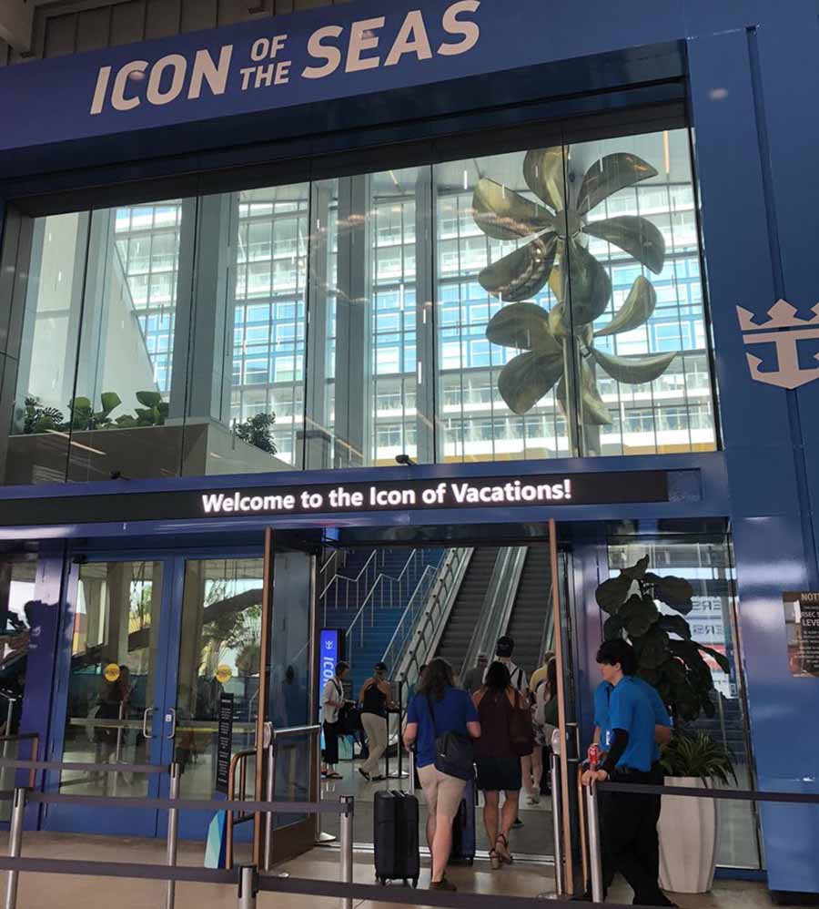 Reception area, Icon of the seas debut voyage