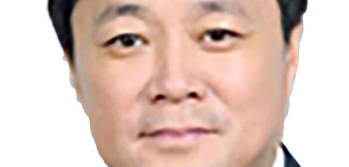 He Dongfeng President of COMAC