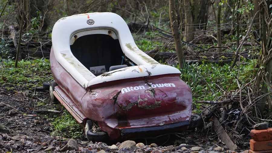 Log flume boat from Alton Towers
