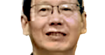 Hongliang Zhao CEO of Juneyao Air