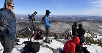 WATCH: Total solar eclipse from the top of Jay peak, Vermont (1)