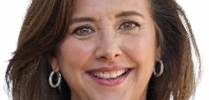 Dondra Ritzenthaler CEO of Azamara