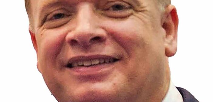 Seamus Heaney head of Visit Cork