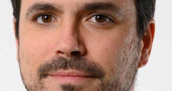 Ryanair, Easyjet, Vueling, & Volotea to appeal Spain’s ‘absurd’ €150m fine for baggage & seat charges Alberto Garzón, Spain's minister of consumer affairs