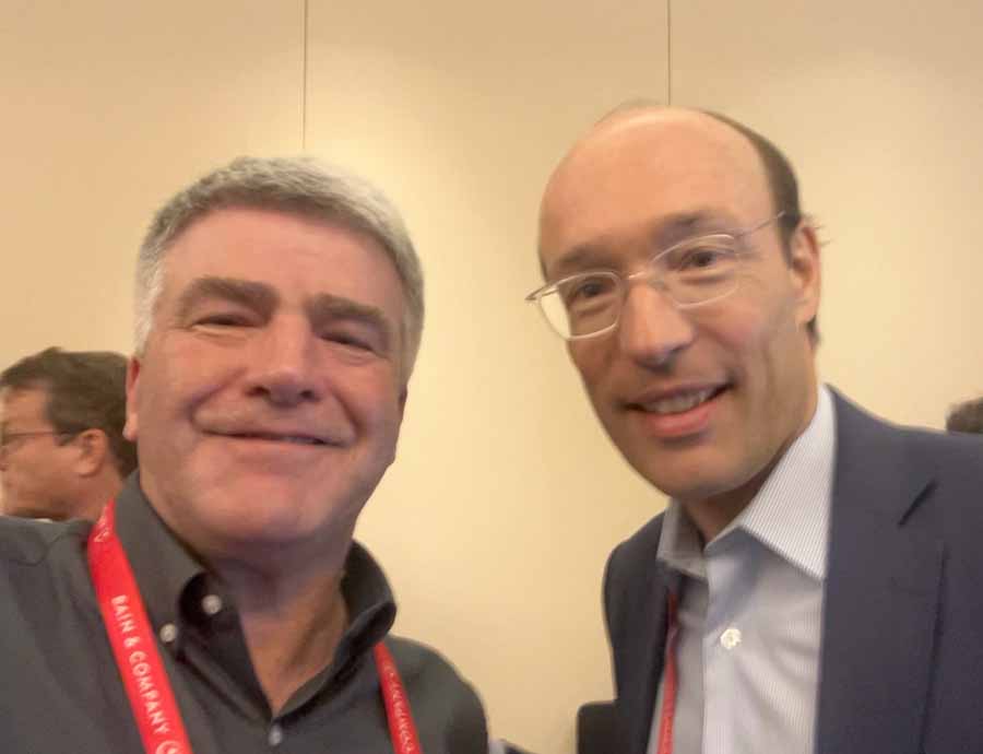 Eoghan Corry and Anko van der Werff CEO of SAS agt IATA AGM in Dubai 2024