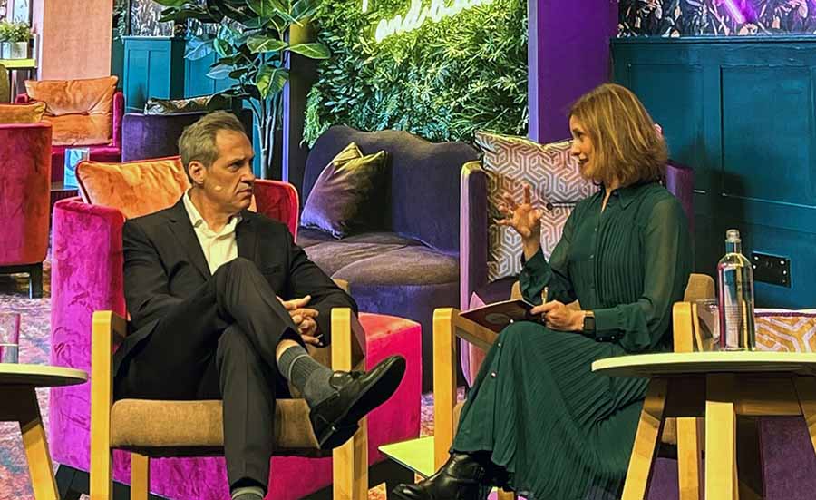 Simon Ewins & Victoria Hills in discussion at the conference