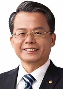 Bou-Shiu Lin Chair of Eva Air
