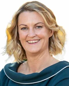 Tracey Carney MD of Buisness and Finance