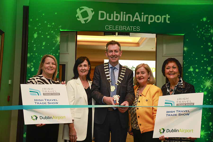 New president of the ITAA Tom Randles cuts the ribbon opening the show, with Maria Sinnott of Business Exhibitons Edel Redmond of DAA, Clare Dunne CEO of the ITAA and Maureen Ledwith of Business Exhibitions.