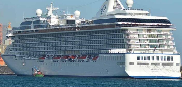 Cruise ships Oceania Riviera