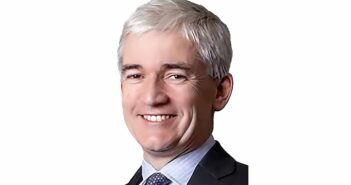Dermot Crowley
