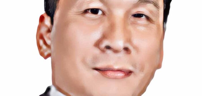 Dinh Viet Phuong CEO of Vietjet Air