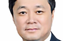 He Dongfeng President of COMAC