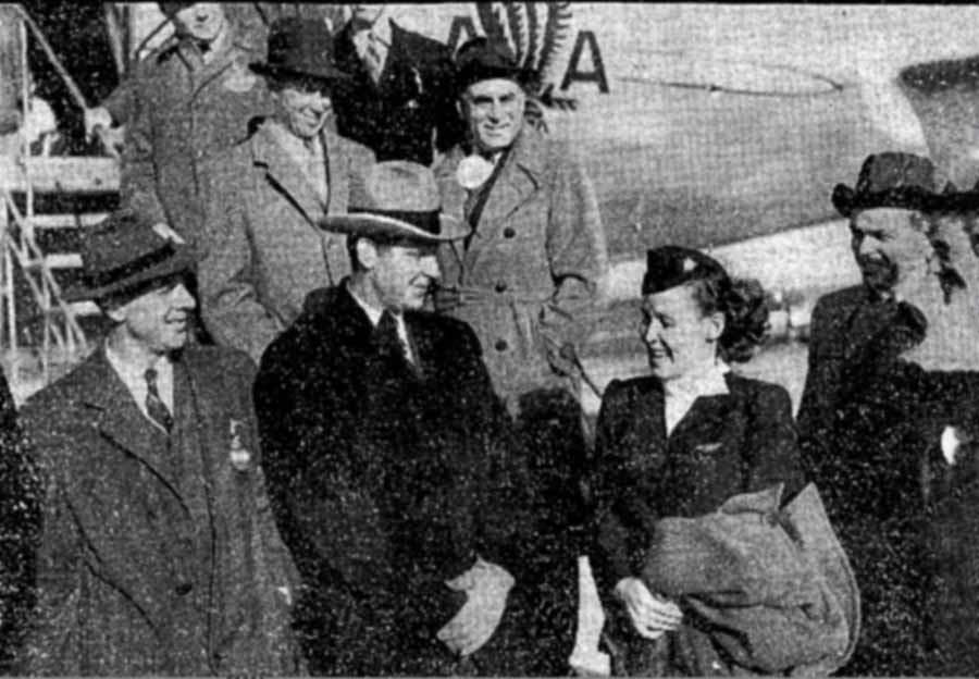 Irish Press, October 24, 1945