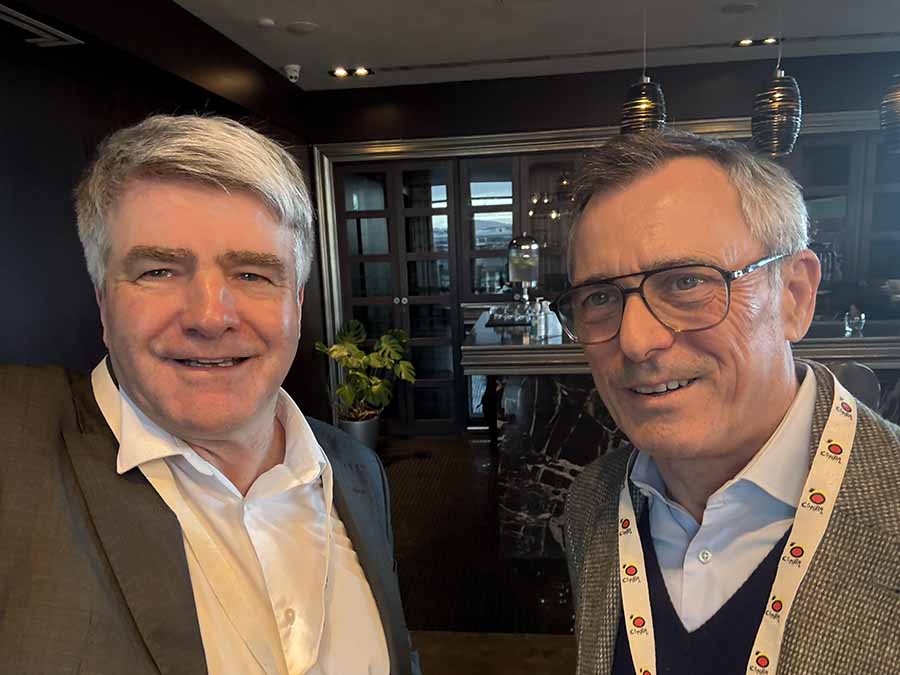 Eoghan Corry and Juan Jose Gonzalez of Paradores.