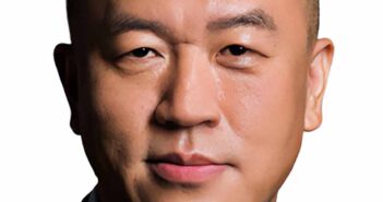 Chen (Roger) Ranfen CEO of Huaxia International Cruise