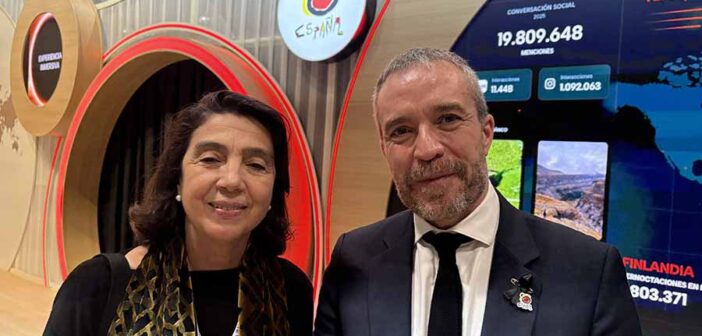 Laura Pena and Spanish Tourist Board CEO Miguel Sanz