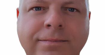 Jonathan Hinkles CEO of Skybus