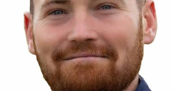 Dean Montgomery of Hawathorn at Galway Bay