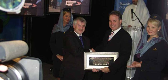 Declan Collier CEO of DAA and James Hogan CEO of Gulf Air, Gulf Air Departure ceremony 2005