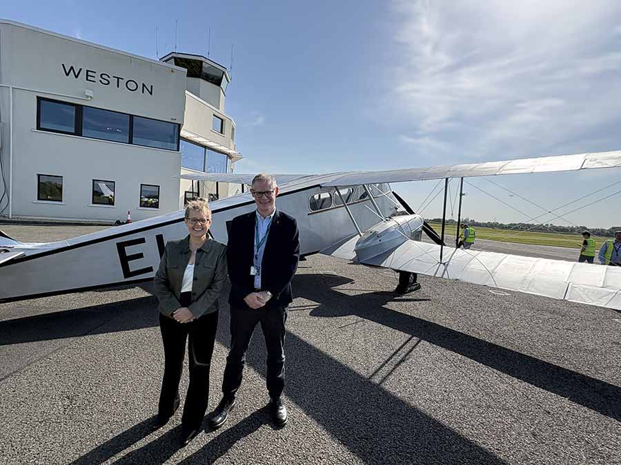 Lynne Enmbleton and Donal Moriarty with the Iolar