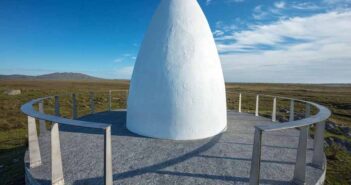 Alcock & Brown memorial