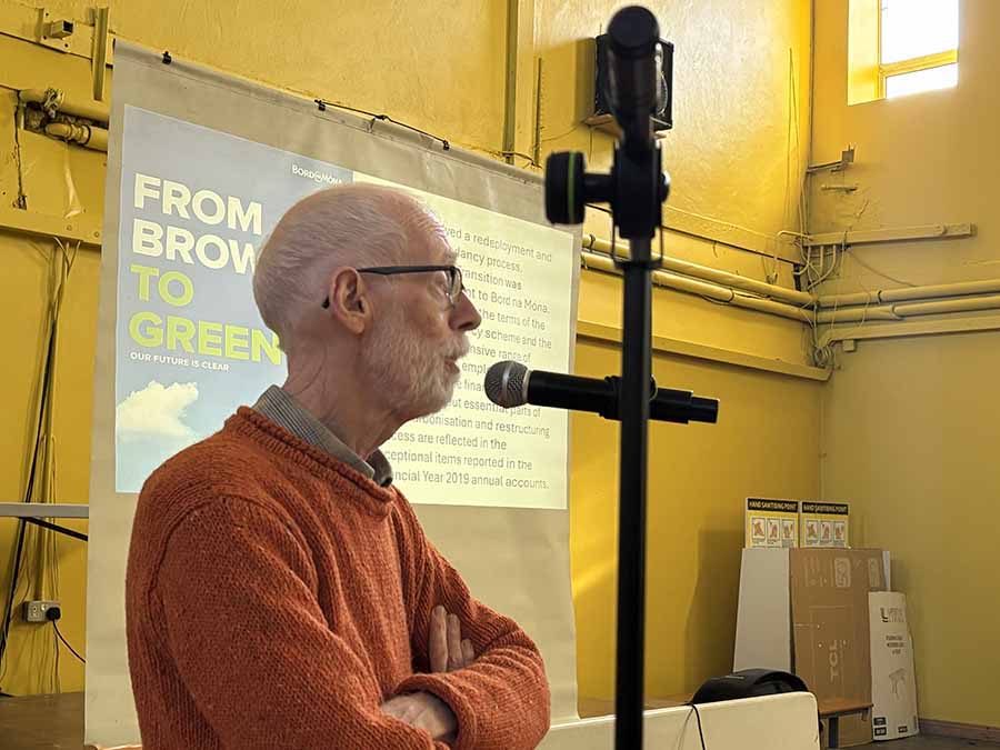 Larry Fullam speaking at the Boglands seminar