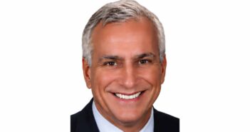 Lee Smolinski of Oasis Travel Network