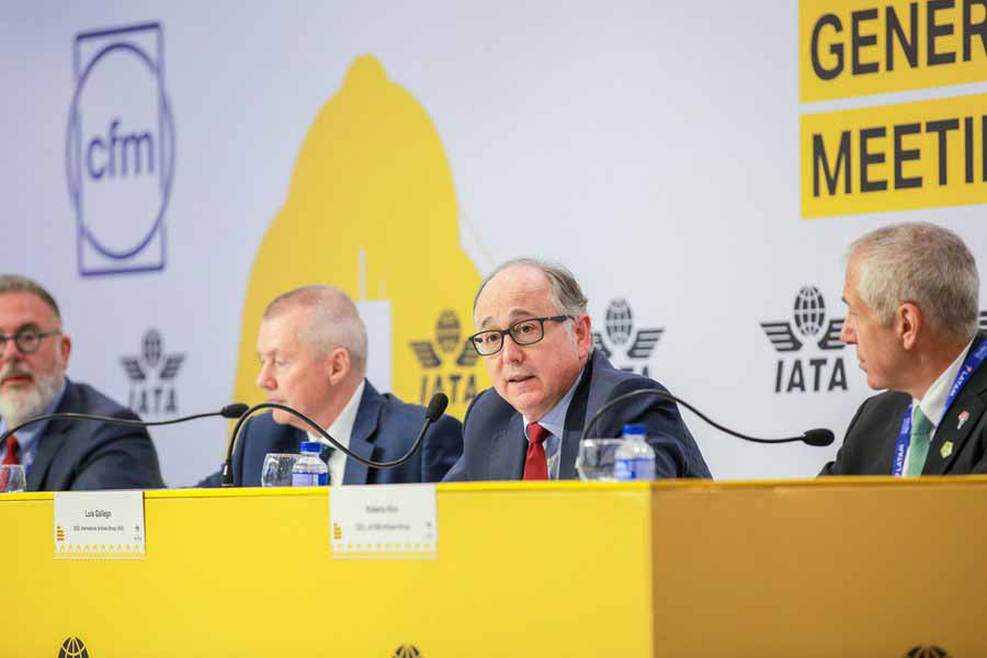 Luis Gallego speaking at the IATA press briefing